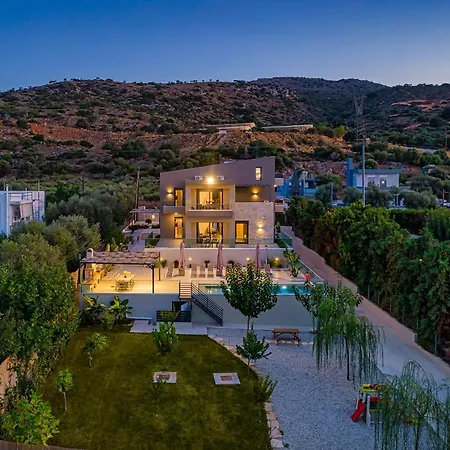 Villa Chris And Stratos With Private Ecologic Pool And Kid's Playground! *