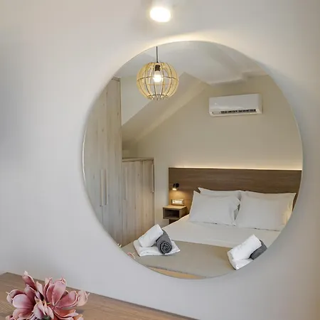 Chris And Stratos With Private Ecologic Pool And Kid's Playground! Villa