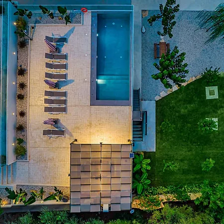 Chris And Stratos With Private Ecologic Pool And Kid's Playground! Villa *