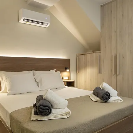 Chris And Stratos With Private Ecologic Pool And Kid's Playground! Villa