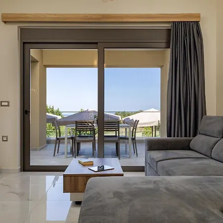 Chris And Stratos With Private Ecologic Pool And Kid's Playground! *