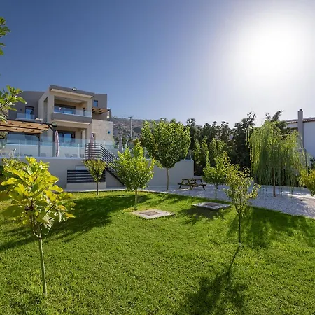 别墅 Chris And Stratos With Private Ecologic Pool And Kid's Playground!