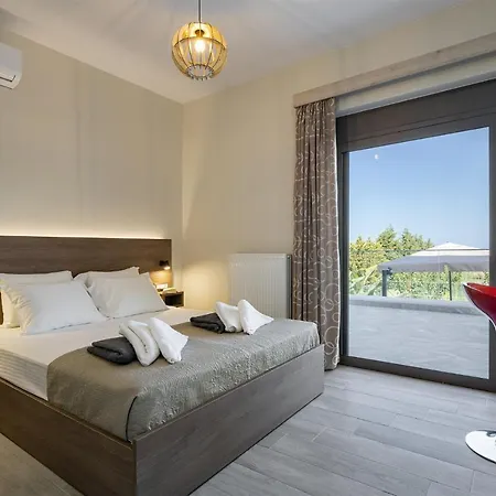别墅 Chris And Stratos With Private Ecologic Pool And Kid's Playground! Mourniaí