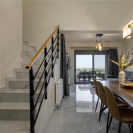 Chris And Stratos With Private Ecologic Pool And Kid's Playground! *