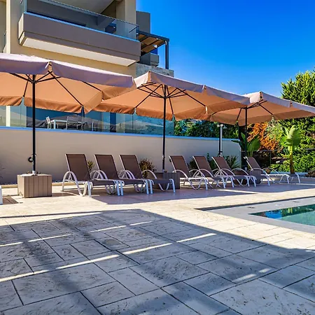 别墅 Chris And Stratos With Private Ecologic Pool And Kid's Playground! Mourniaí